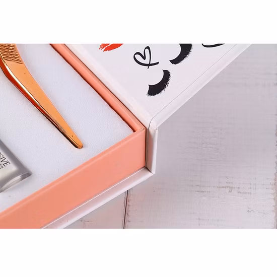 Wholesale Private Label Eyelash Pack Box Custom Logo Cosmetic Packaging